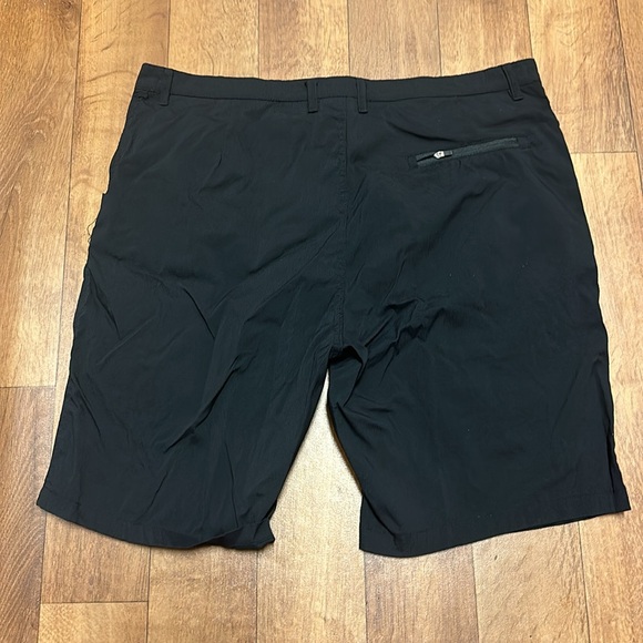 Boston Traders Hybrid Shorts - Picture 2 of 2